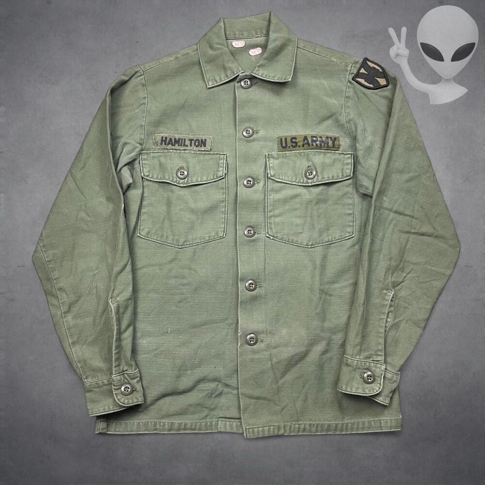 Vietnam War OG-107 Utility Type 3 US Army 1st Support Brigade Patch Medium shirt